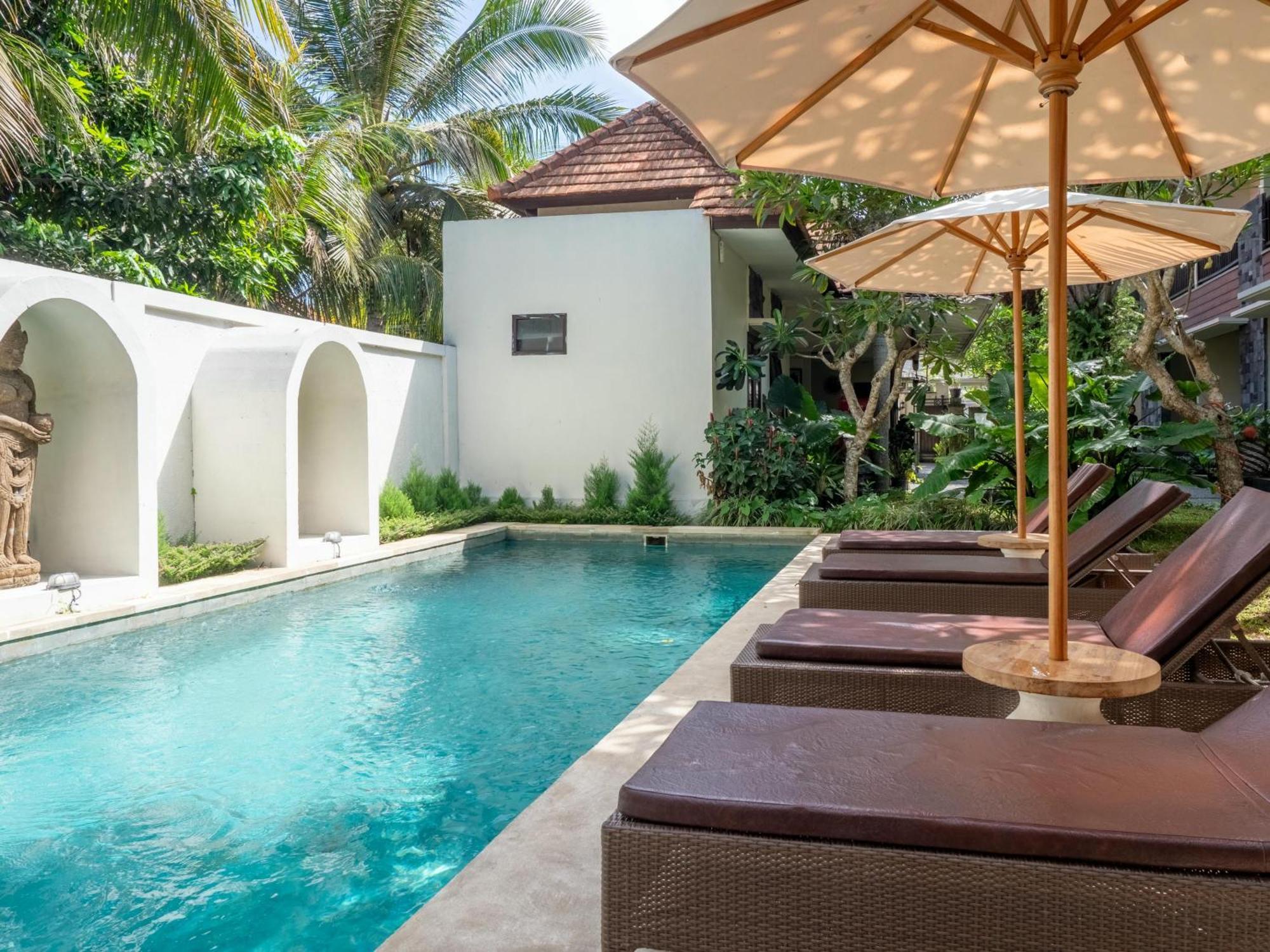 U Tube Hotel Uluwatu Exterior foto